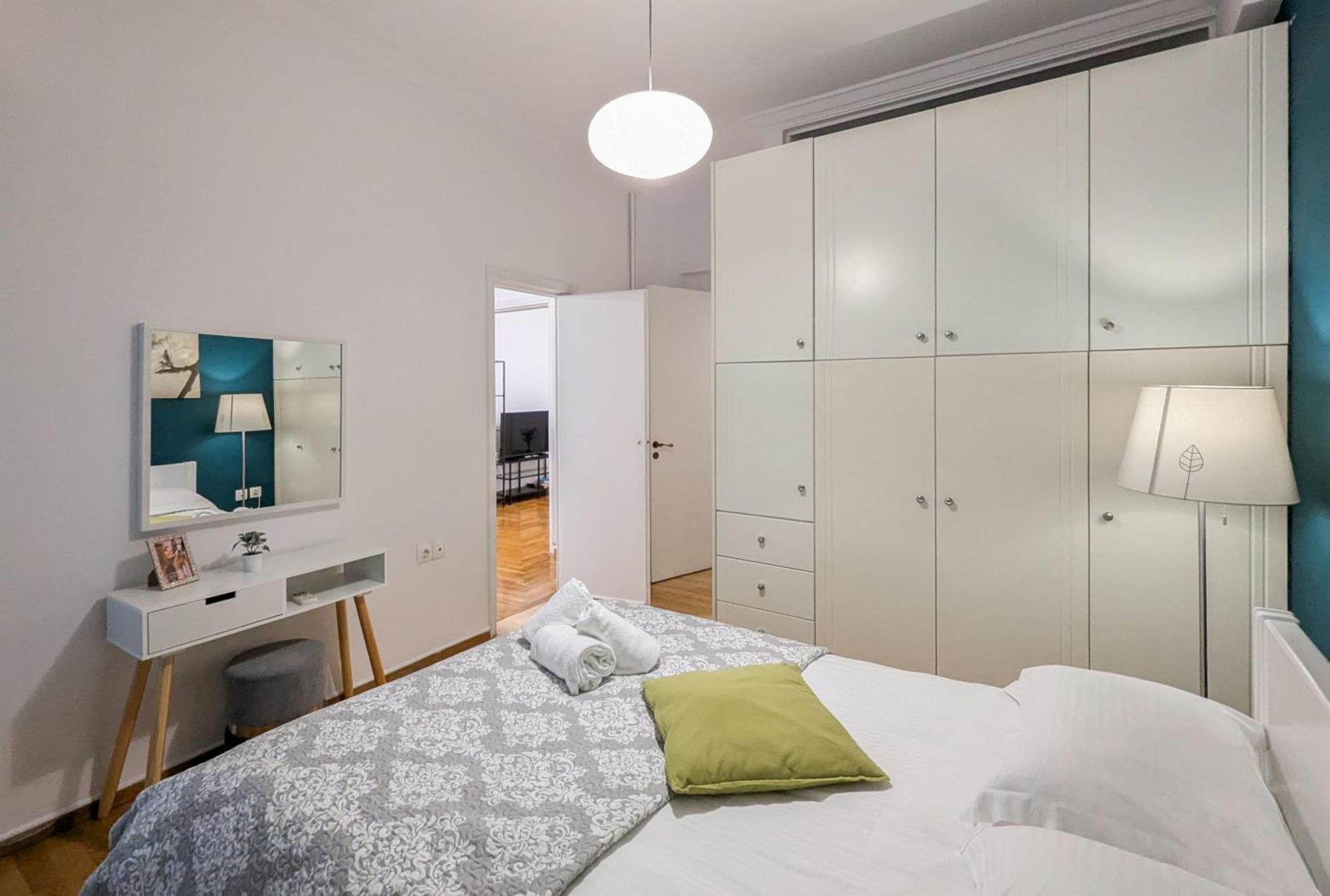 Spacious Apt For 5 Guests Next To Acropolis&Metro Athen Eksteriør billede