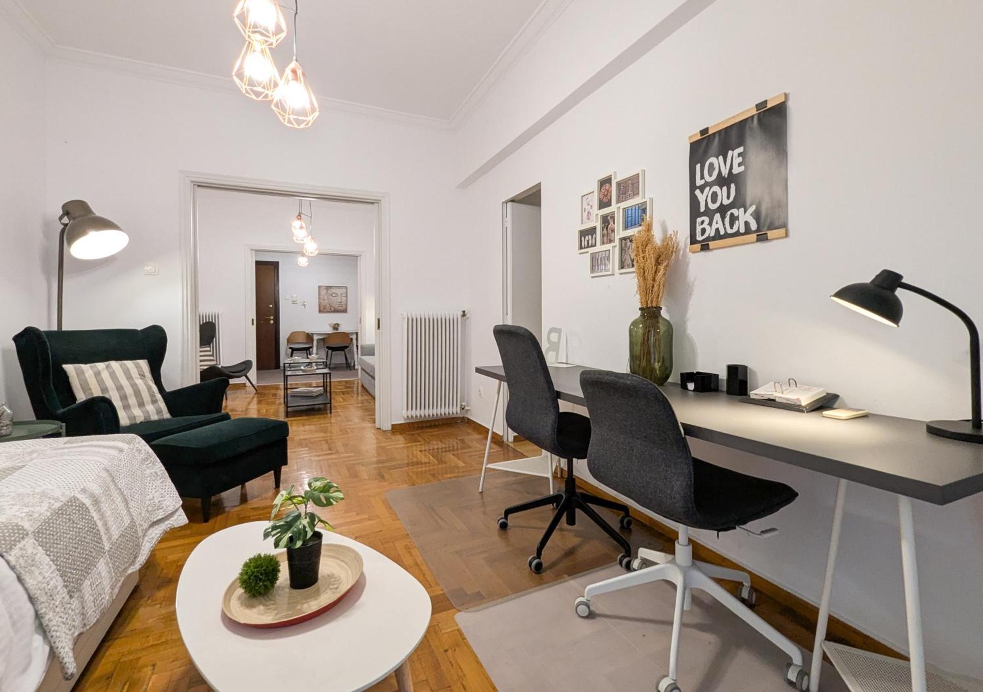 Spacious Apt For 5 Guests Next To Acropolis&Metro Athen Eksteriør billede