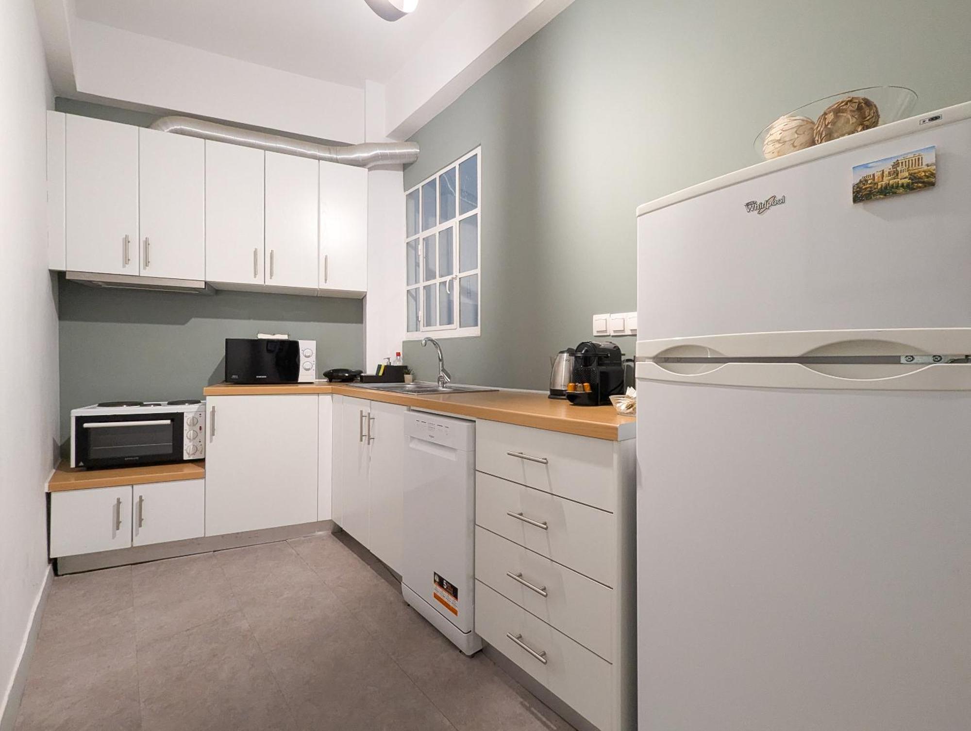 Spacious Apt For 5 Guests Next To Acropolis&Metro Athen Eksteriør billede