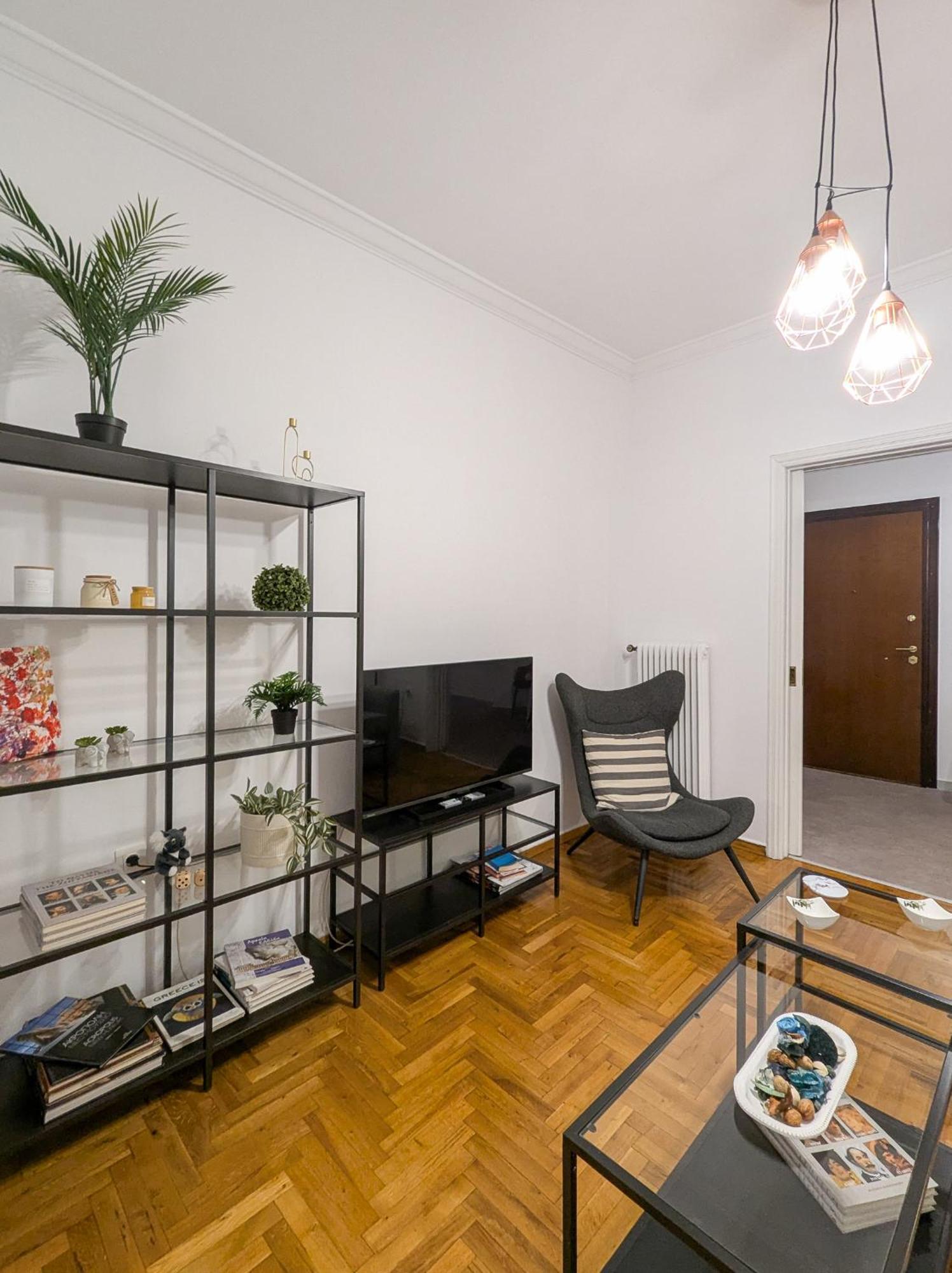 Spacious Apt For 5 Guests Next To Acropolis&Metro Athen Eksteriør billede