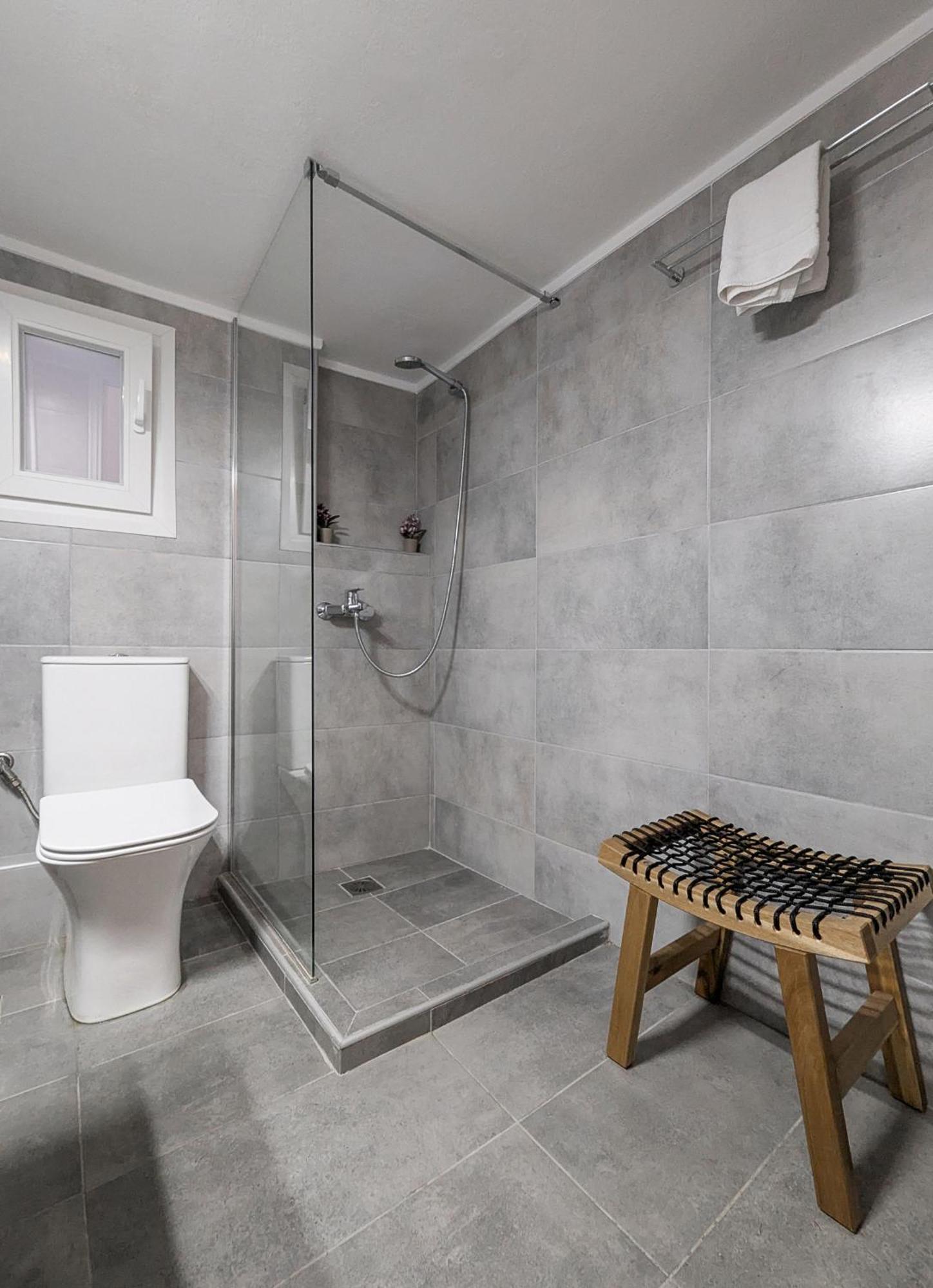 Spacious Apt For 5 Guests Next To Acropolis&Metro Athen Eksteriør billede