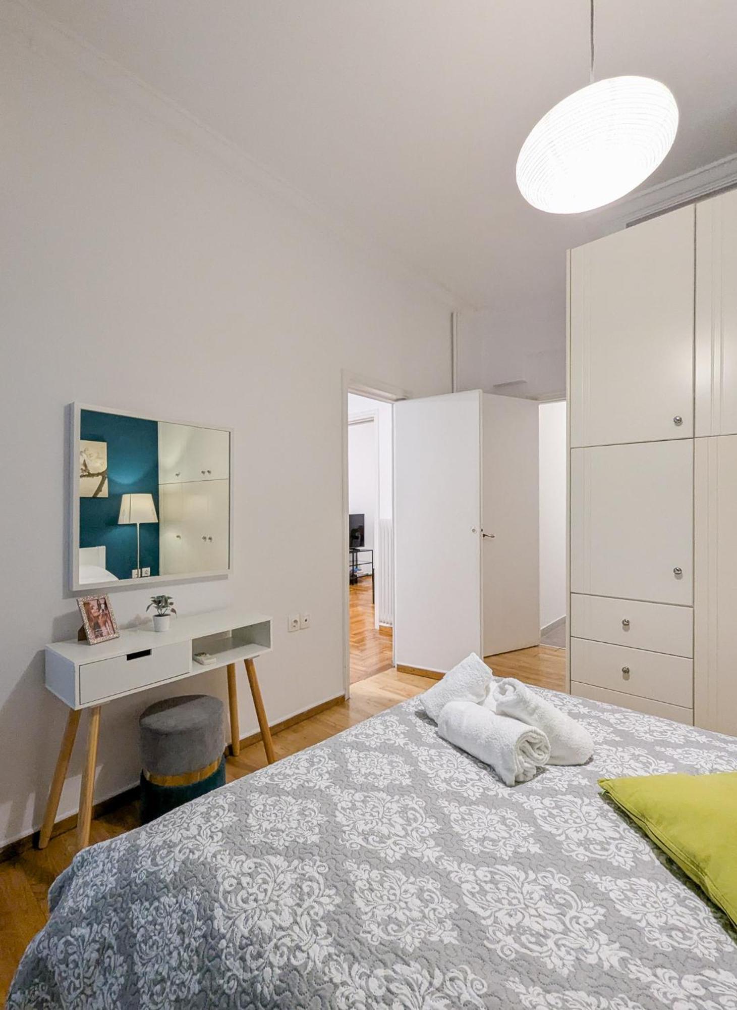 Spacious Apt For 5 Guests Next To Acropolis&Metro Athen Eksteriør billede