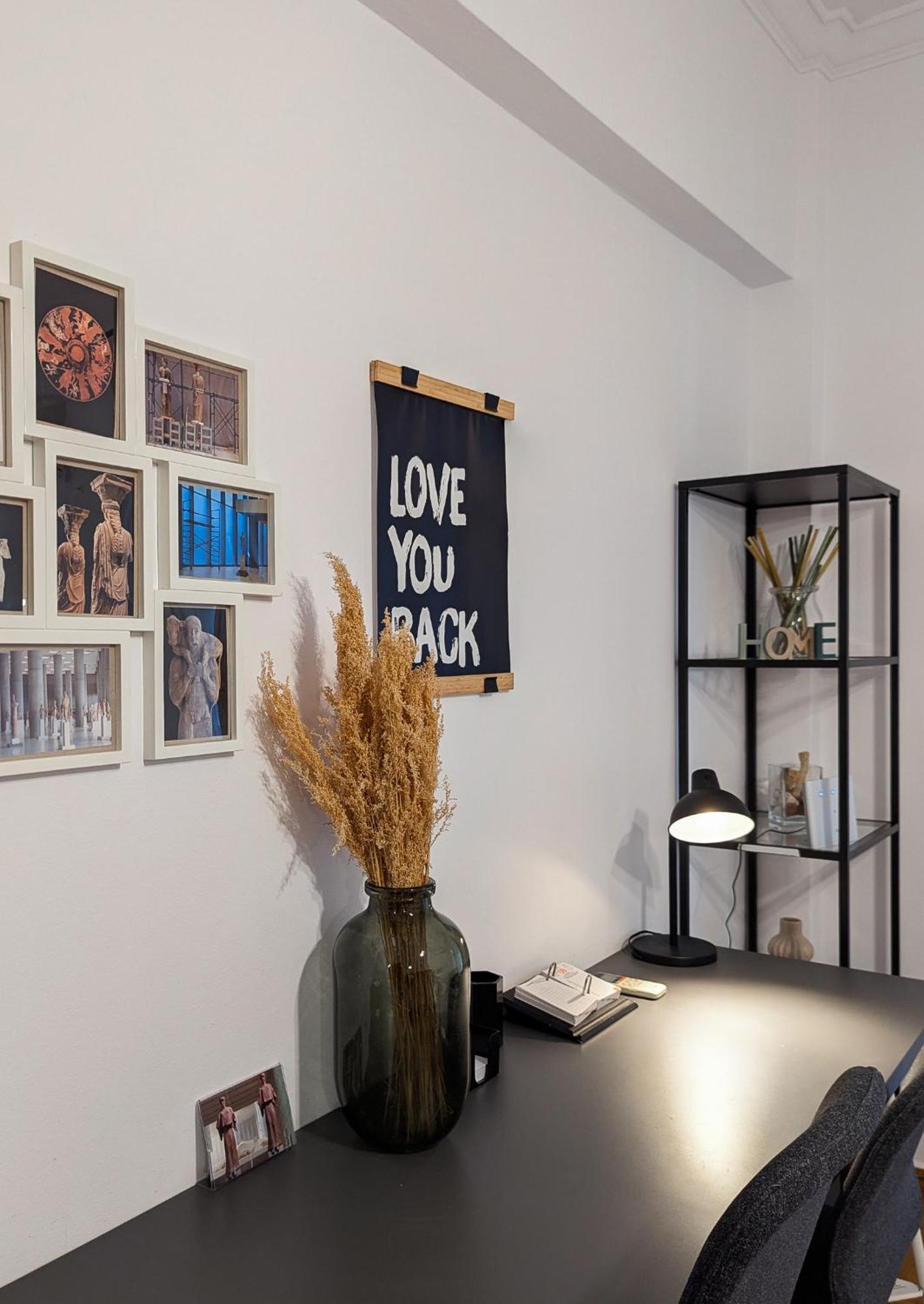 Spacious Apt For 5 Guests Next To Acropolis&Metro Athen Eksteriør billede